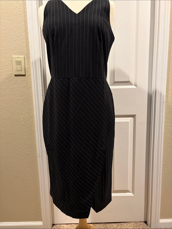 Dkny Dresses & Skirts - DKNY Black Pinstripe Midi Dress size 6 new with tags